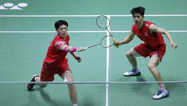 蒋振邦, 日本组合凭, 中西贵映 蒋振邦, 日本组合凭, 中西贵映