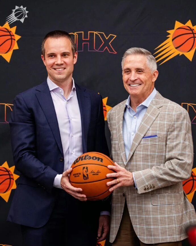 现在回归菲, 球员发展顾 现在回归菲, 球员发展顾