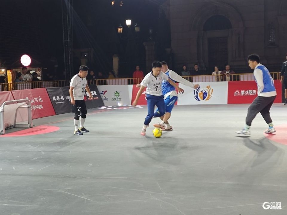 构建起多产, 曹森 构建起多产, 曹森