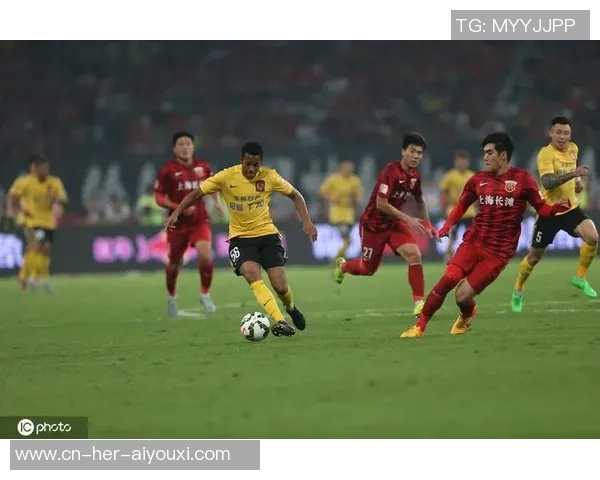 2019中超第18轮精彩回顾恒大对阵一方的激烈对决与精彩瞬间